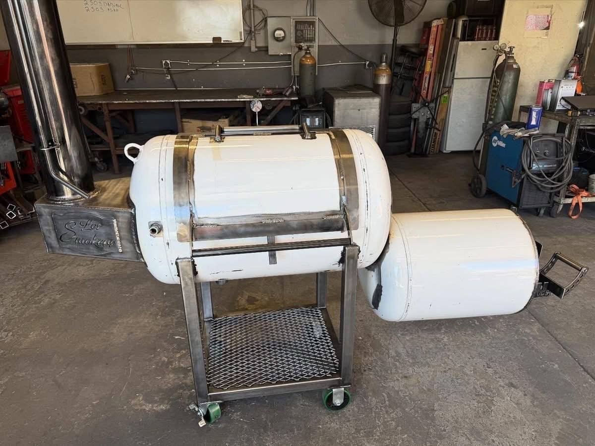 36x24 Small Backyard Cooker - Image 6