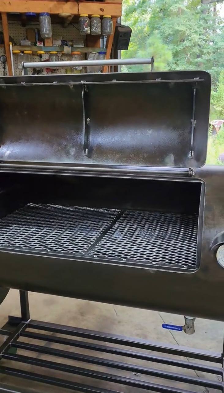 Offset Smoker on Casters - Image 4