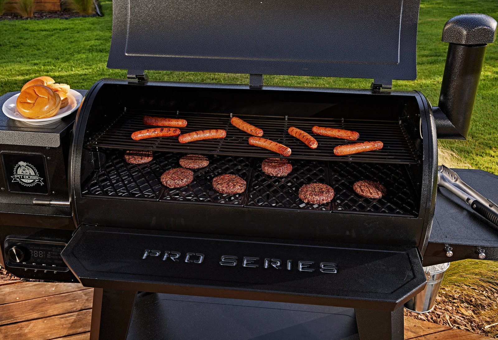 Pit Boss Pro V2 1150-Sq. in Hammer tone Pellet Grill with Smart Compatibility - Image 2
