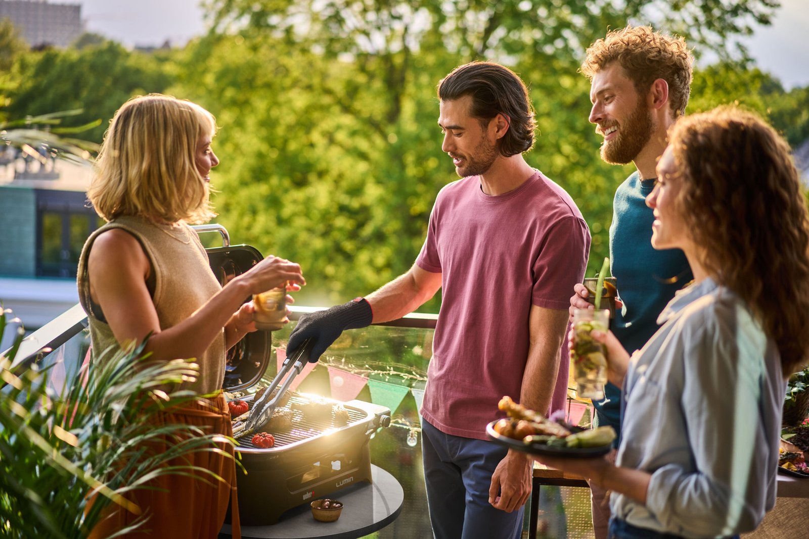 Weber Lumin Compact 1560 -Watt Light Green Electric Grill - Image 3