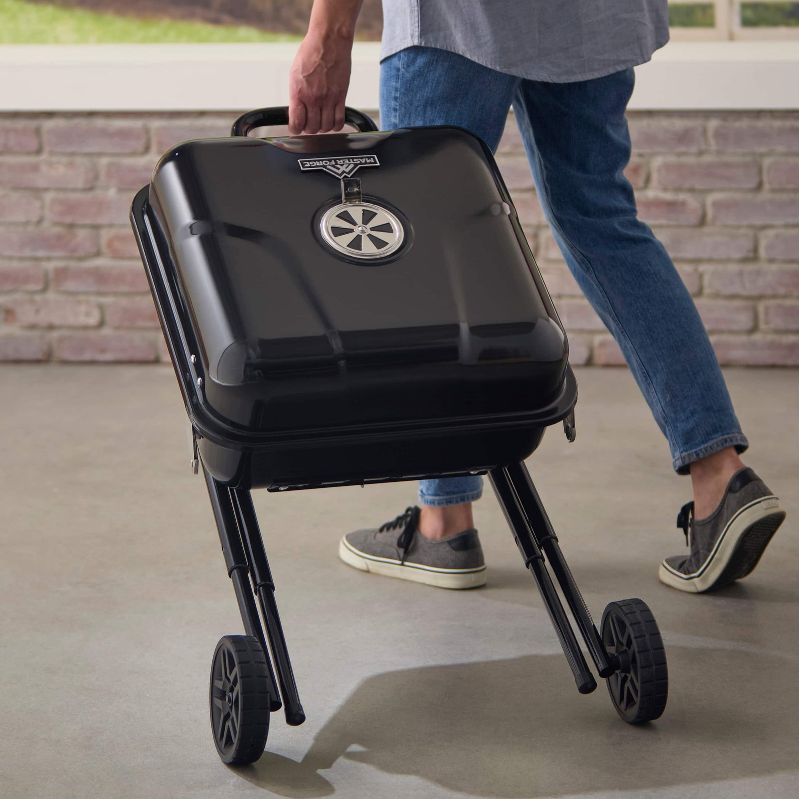 Master Forge Small 340-Sq. in Black Portable Charcoal Grill - Image 4
