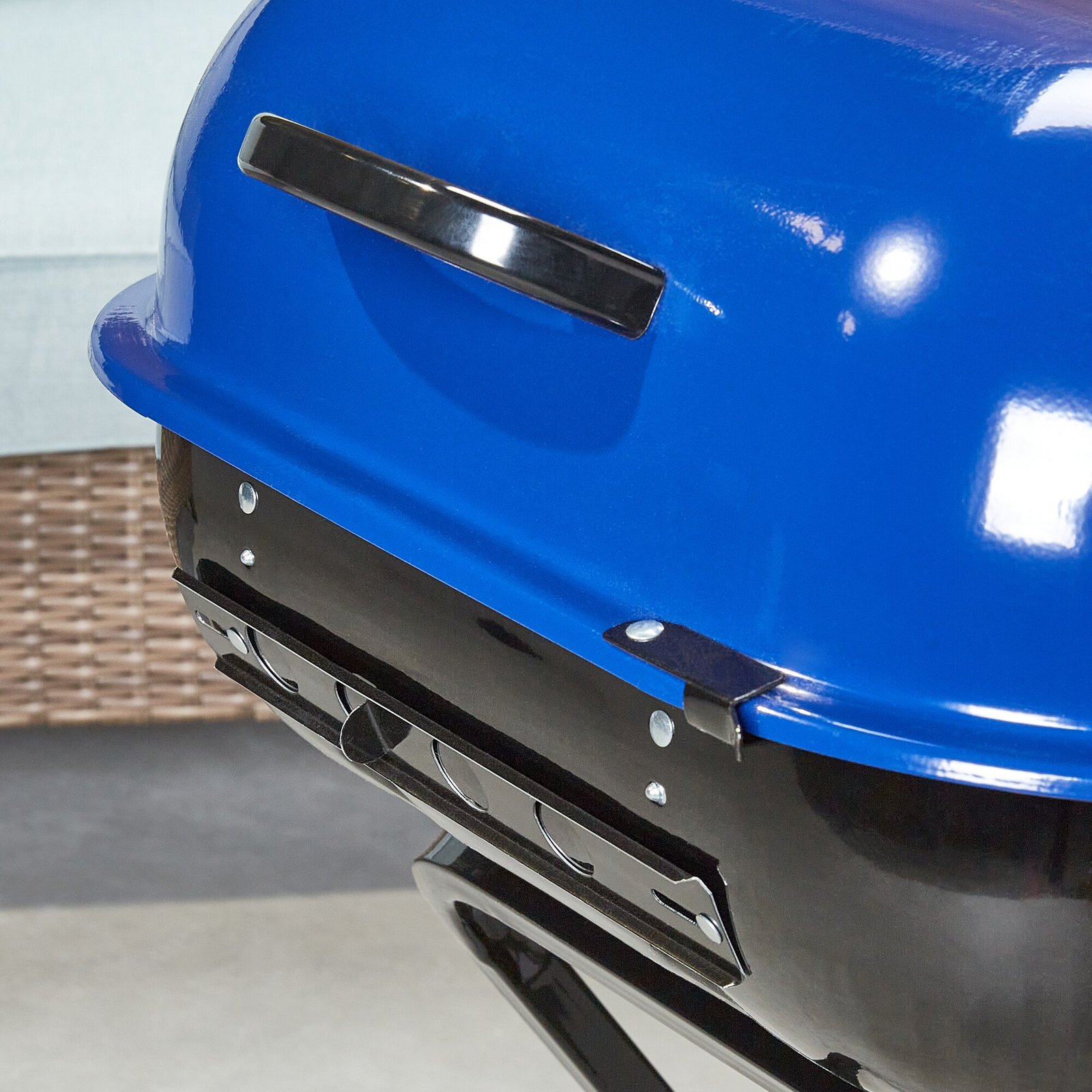 Americana 21.25-in W Ocean Blue Kettle Charcoal Grill - Image 4